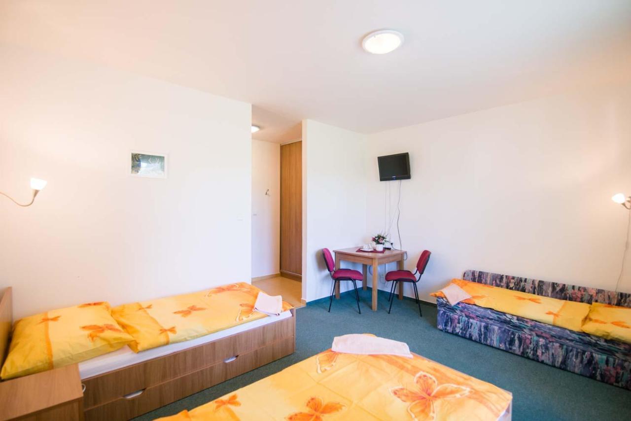 Penzion Krahule Kremnica Extérieur photo