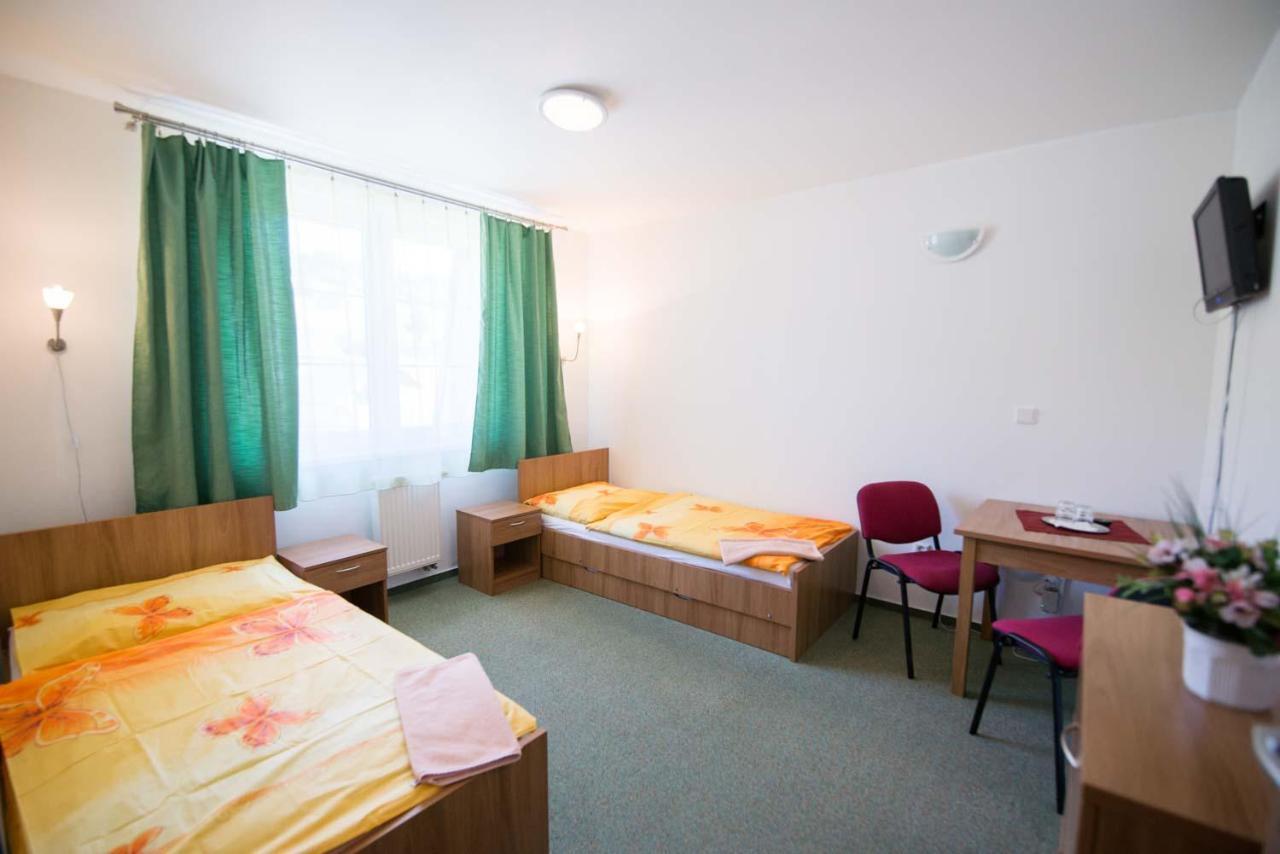 Penzion Krahule Kremnica Extérieur photo